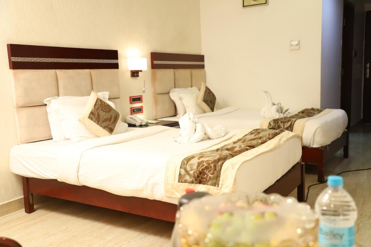 Republic Hotel Patna Kültér fotó