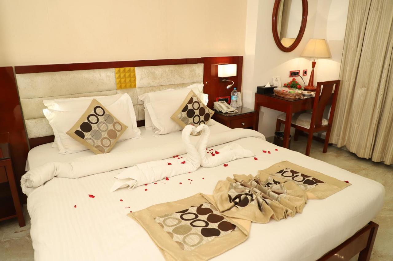Republic Hotel Patna Kültér fotó