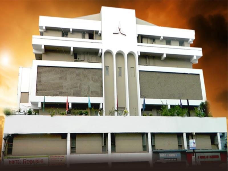 Republic Hotel Patna Kültér fotó